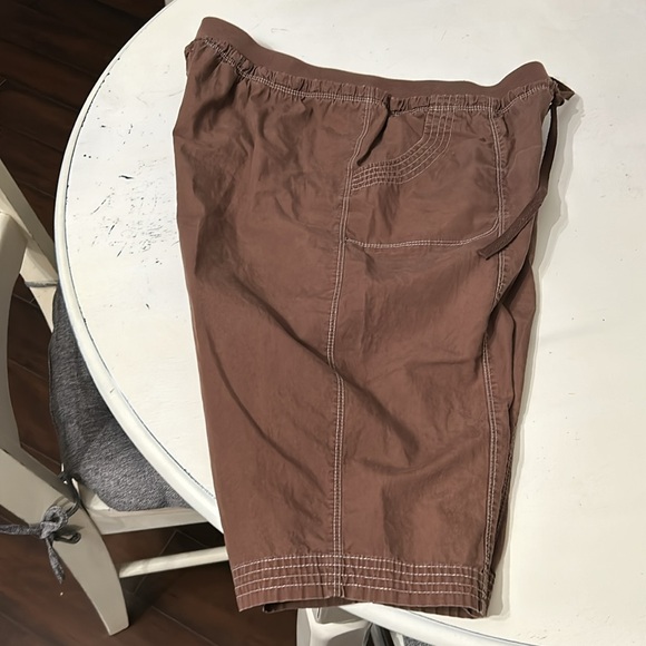 Brown Cotton Capris - Picture 4 of 5